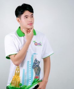 เสื้อโปโล สีขาว + สกรีน สีเขียว ของ PEA