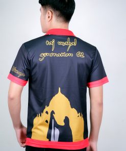 เสื้อโปโล สีดำ ขอบสีแดง สกรีน ลายสีทอง