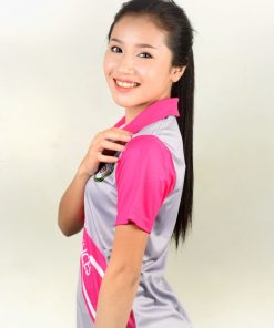 เสื้อโปโลหญิง สีเทา แทบสีชมพู