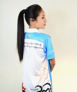 เสื้อโปโลหญิงสีขาว แถบนํ้าเงิน