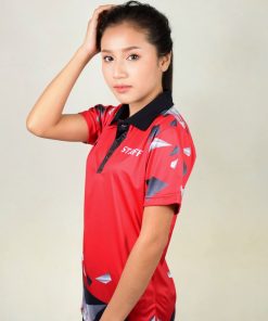 เสื้อโปโลหญิงสีแดง ปกดำ