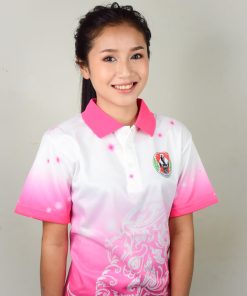 เสื้อโปโลหญิงสีขาว ไล่สีชมพู